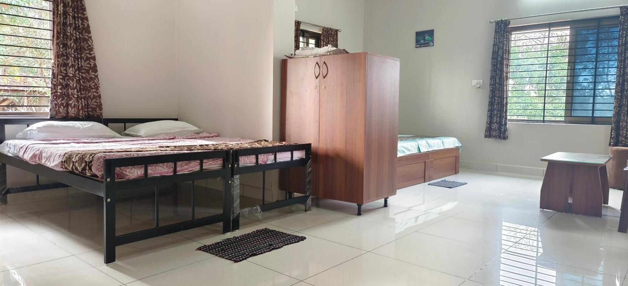 Sugamya Farm Guesthouse Sagar  Phòng bức ảnh